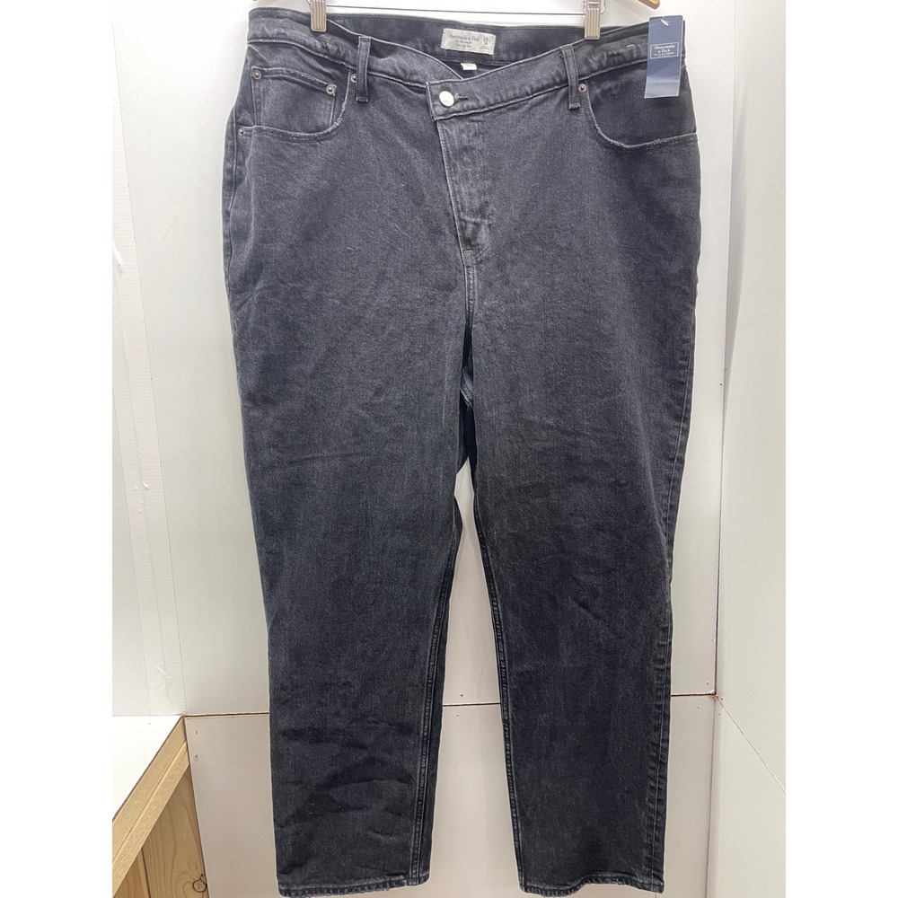 Abercrombie & Fitch Curve Love 90s Straight Ultra High Rise Jeans Black 34 18R